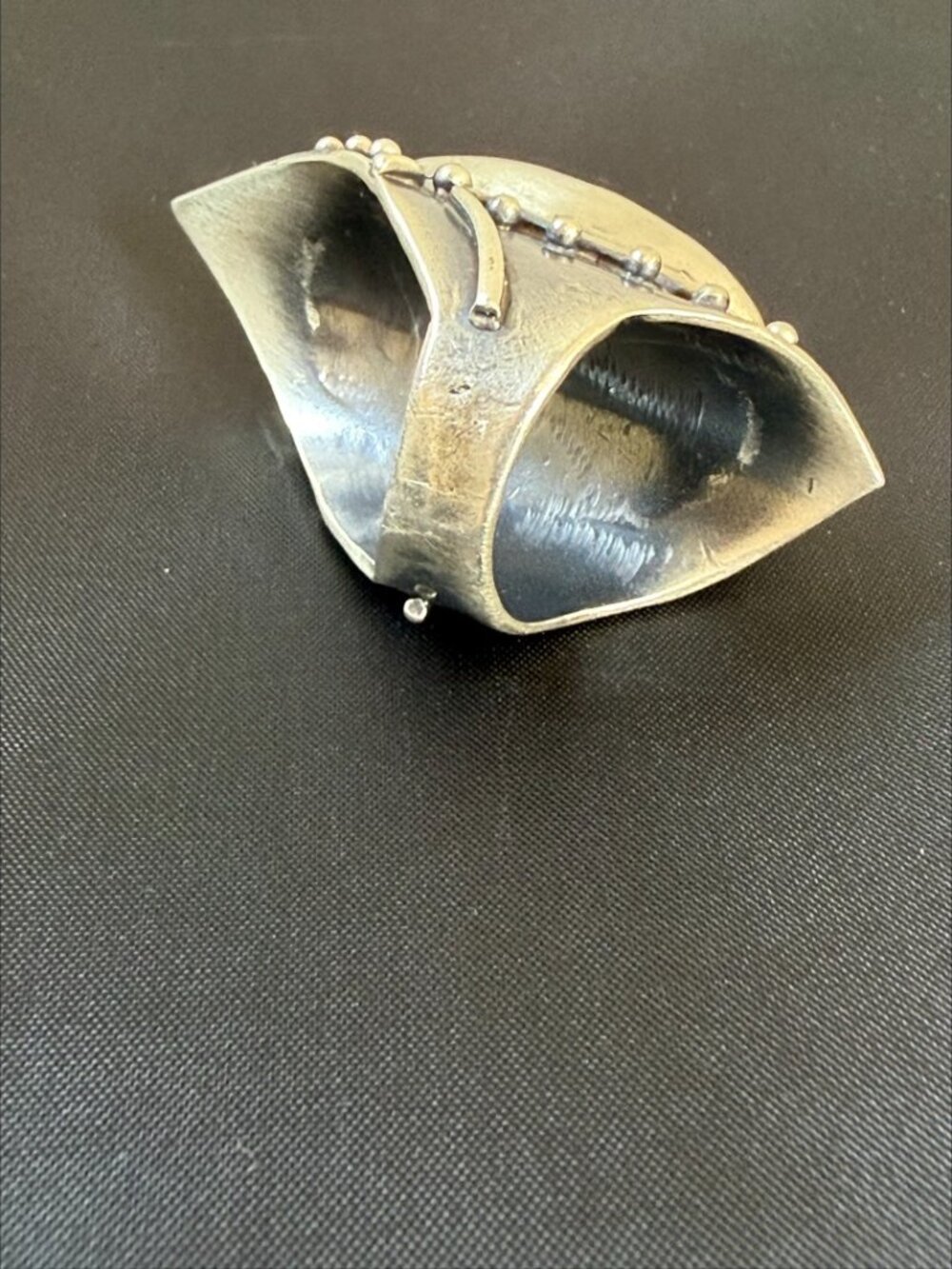 Acid Queen OOAK Warrior Shield Ring Howlite Lrg Sterling Silver Handmade Size 9 - Picture 3 of 13